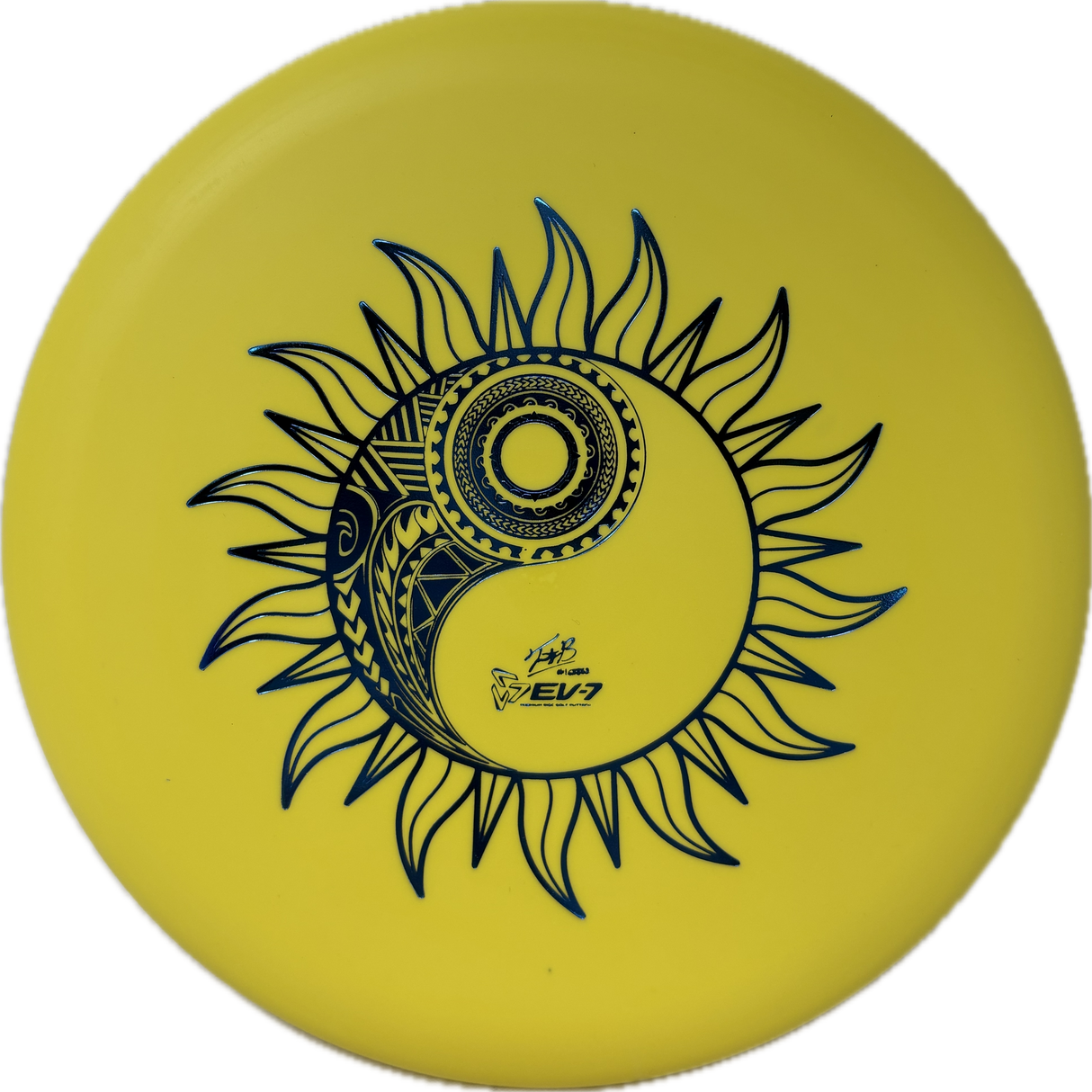 Trinity Bryant Yang-EV-7-Foundation Disc Golf